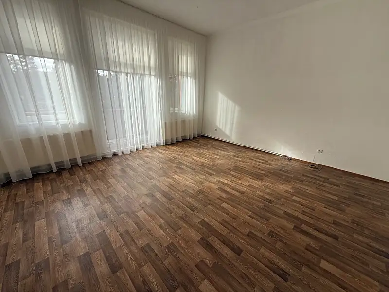 Pronájem bytu 3+1 158 m², Želešice – náhled fotky 2