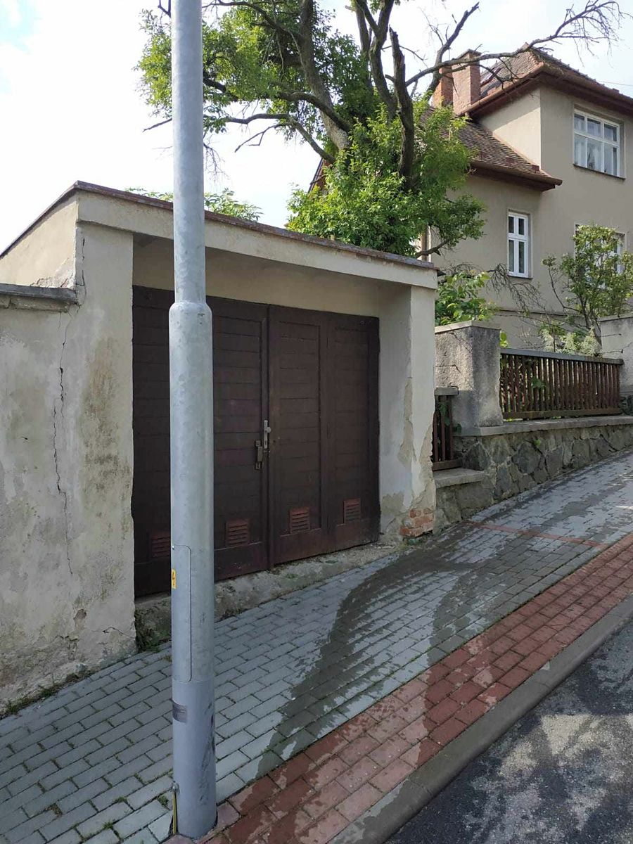 Pronájem garáže 14 m²