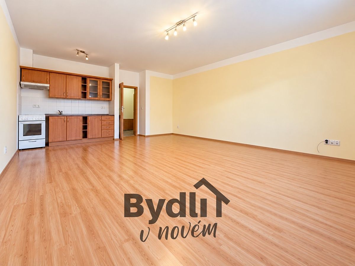 Pronájem bytu 1+kk 40 m² – fotografie 5