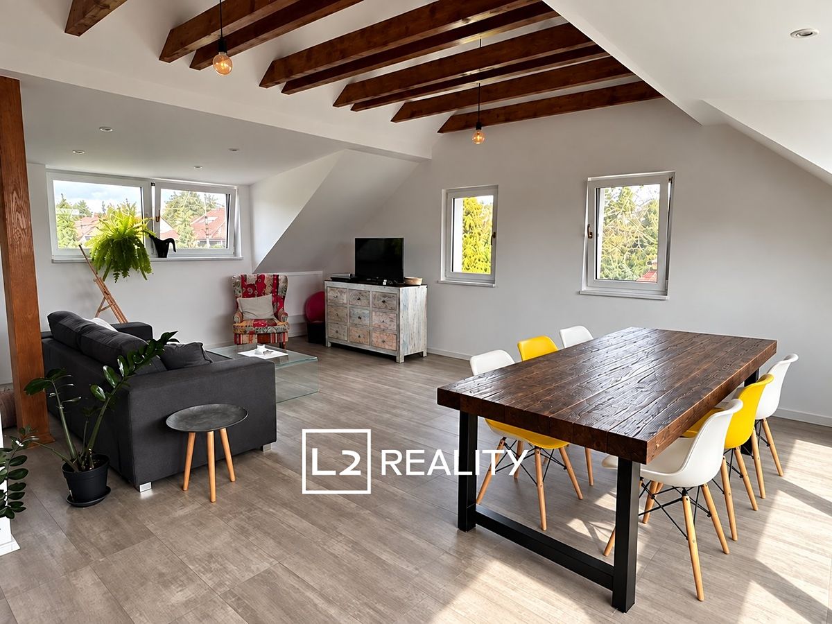 Pronájem bytu 2+kk 80 m² – fotografie 3