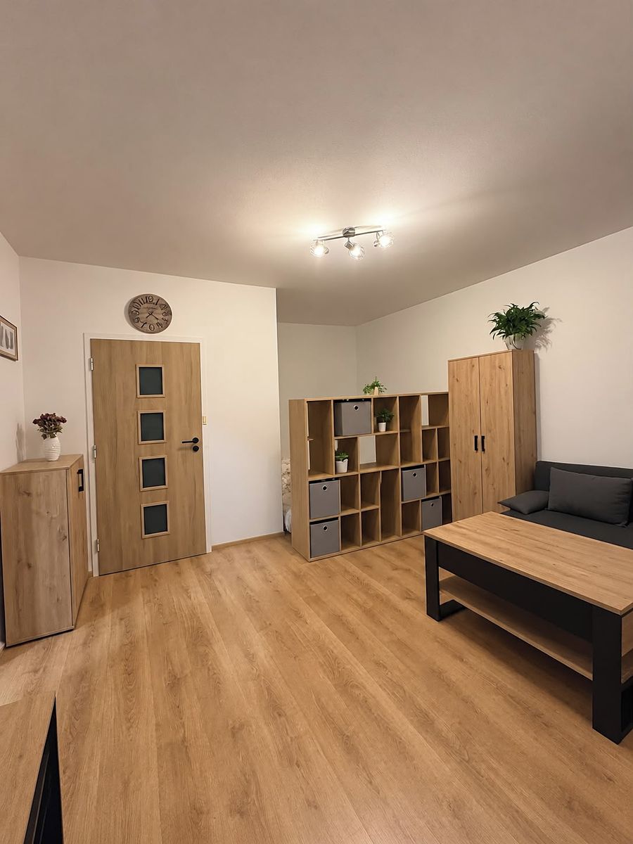 Pronájem bytu 1+1 32 m²
