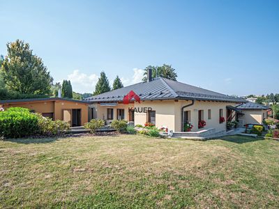 Prodej rodinného domu 345 m², pozemek 1575 m²