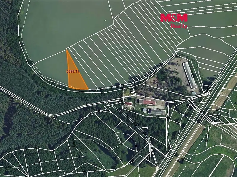Prodej pozemku 3089 m², Bzenec – náhled fotky 1