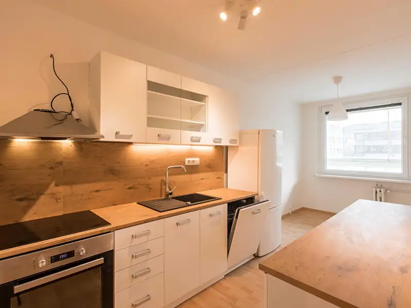 Prodej bytu 3+1 78 m², Praha – náhled fotky 1