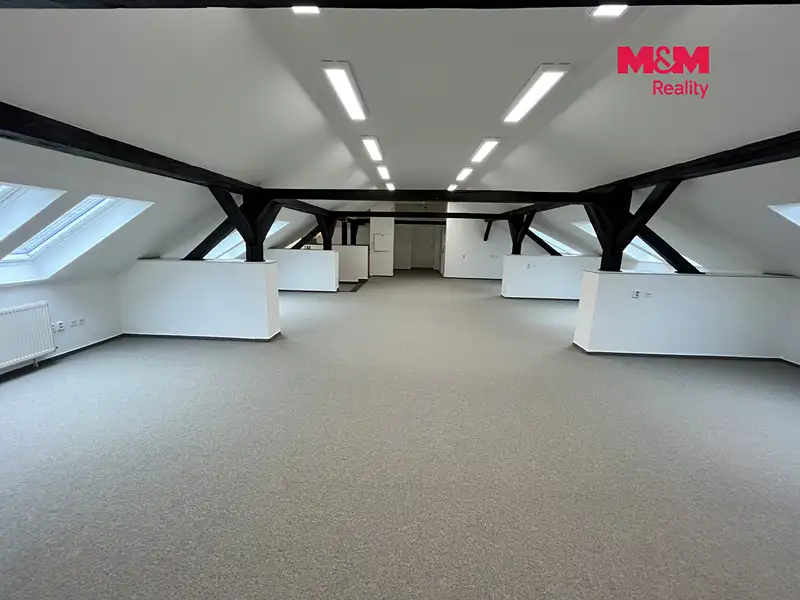 Pronájem kanceláře 150 m², Ostrava – náhled fotky 2