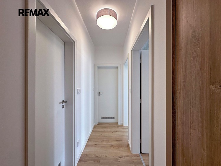 Prodej bytu 4+kk, 105 m² (10 z 31)