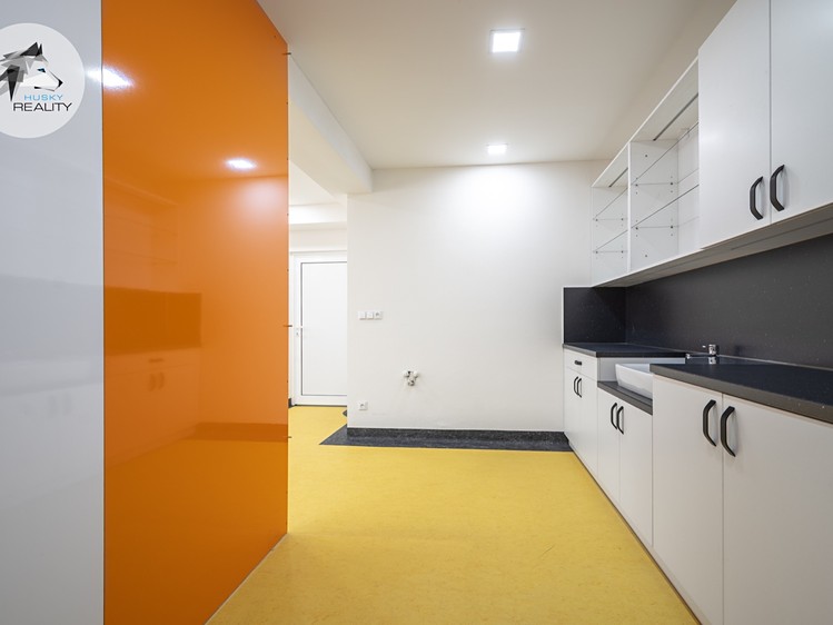 Pronájem komerčního prostoru, 35 m² (18 z 26)