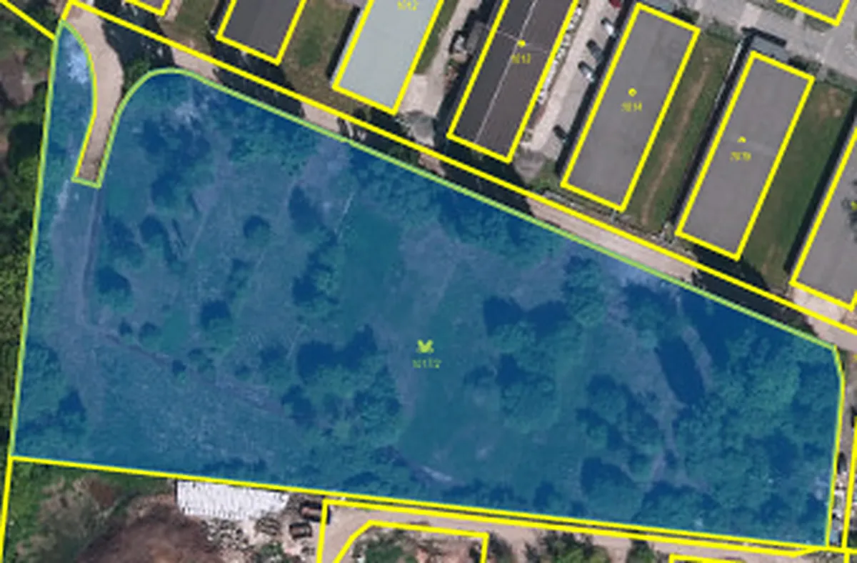 Prodej komerčního pozemku 9932 m²