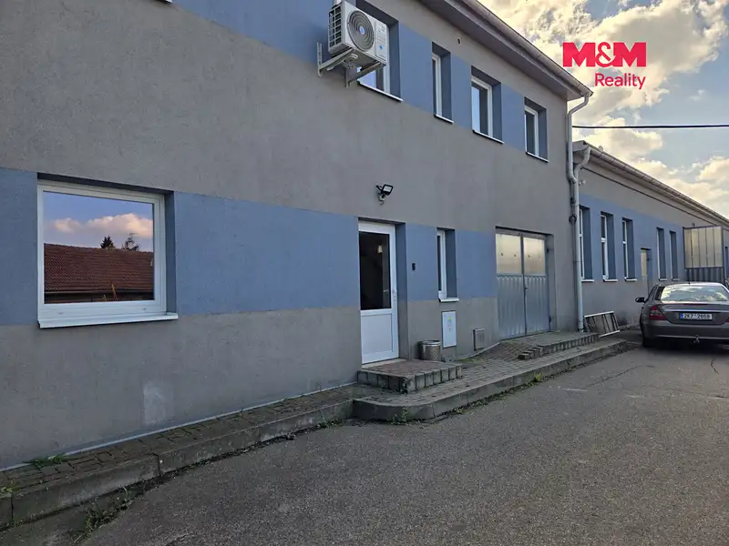 Pronájem kanceláře 28 m², Nehvizdy – náhled fotky 2