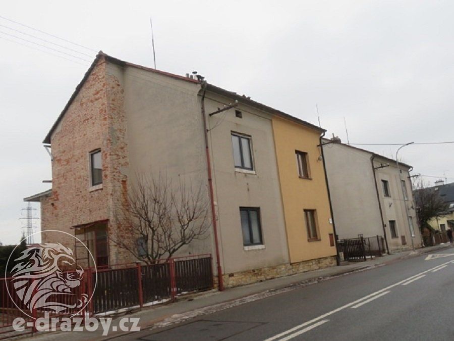 Dražba rodinného domu 379 m², pozemek 271 m², Červený Kostelec – fotka 1 z 3
