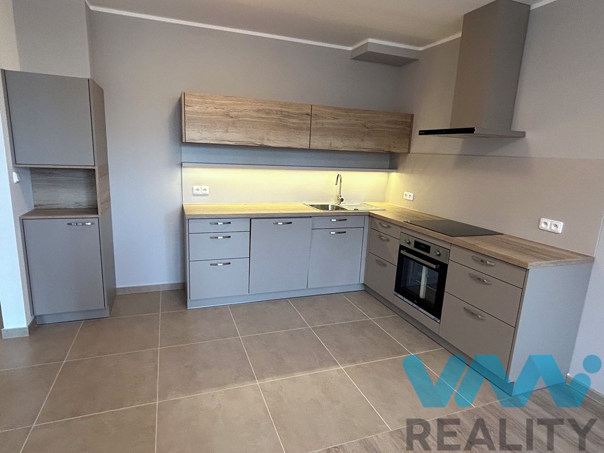 Pronájem bytu 3+kk 64 m² – fotografie 4