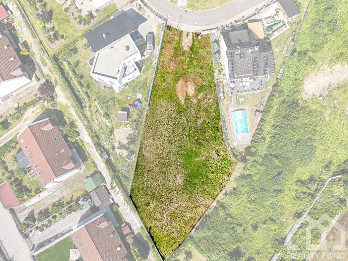 Prodej stavebního pozemku 1110 m² – fotografie 2