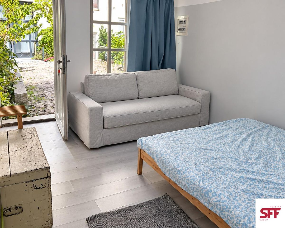 Pronájem bytu 1+kk 16 m²