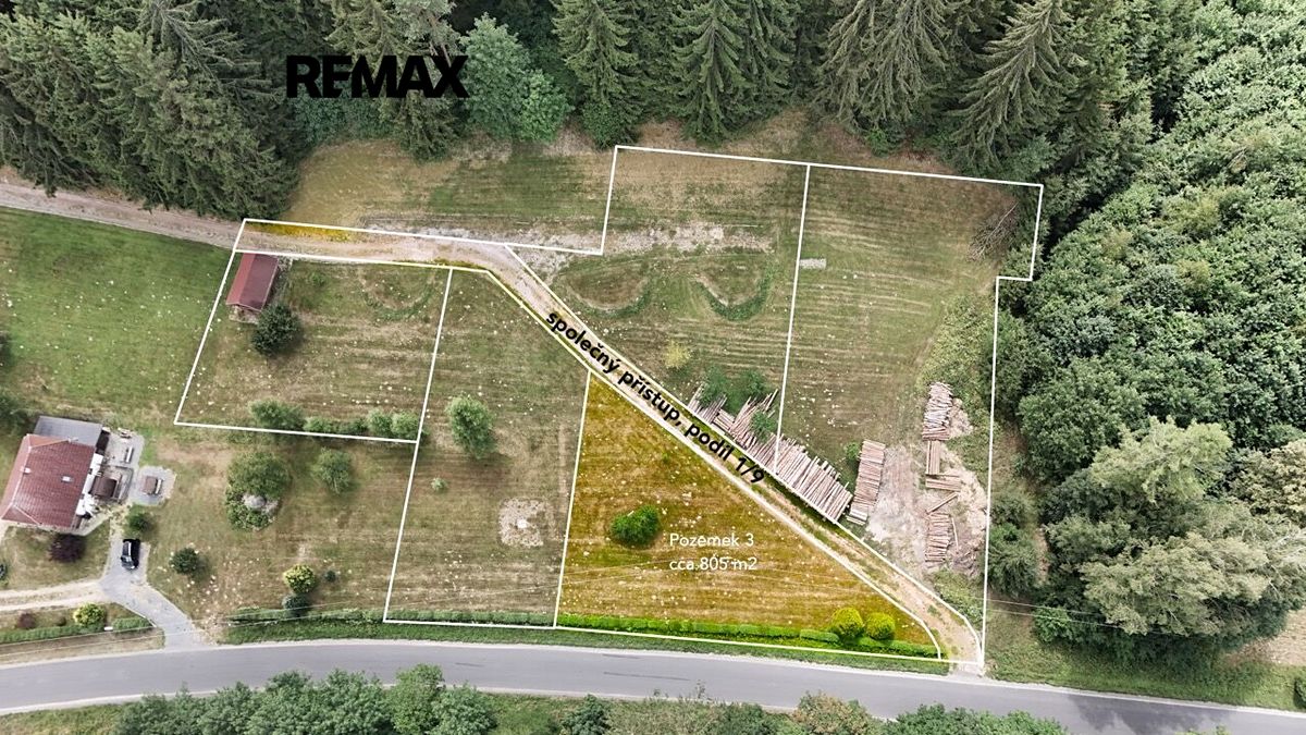 Prodej stavebního pozemku 805 m²