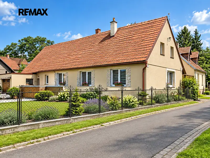Prodej rodinného domu 150 m², pozemek 241 m², Chroustovice – náhled fotky 1