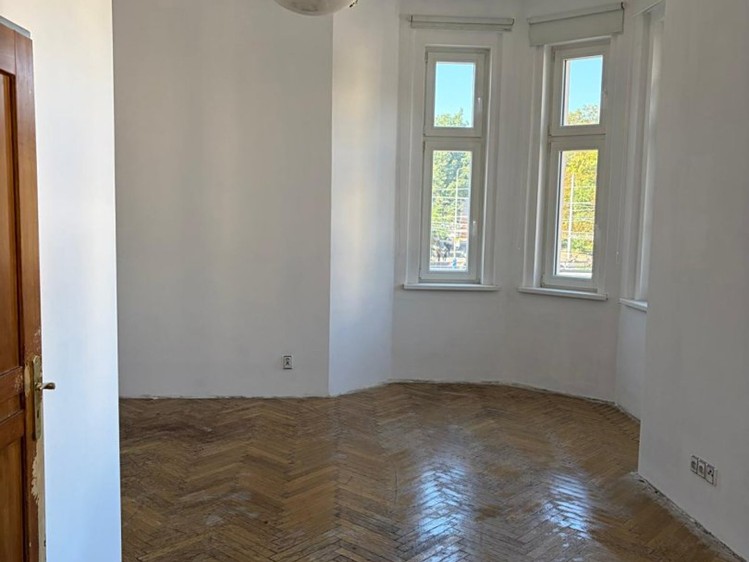 Квартира 4+1 на продаж, 109 м² (4 з 13)