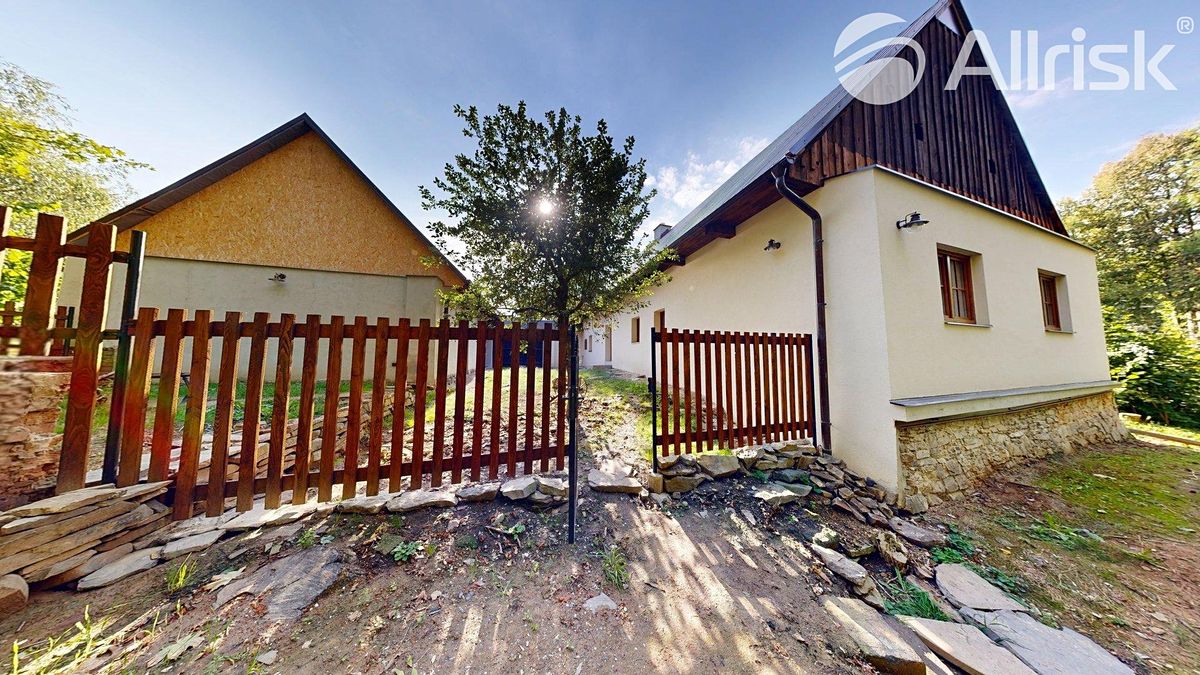 Prodej rodinného domu 108 m², pozemek 1069 m², Kujavy – fotka 1 z 3