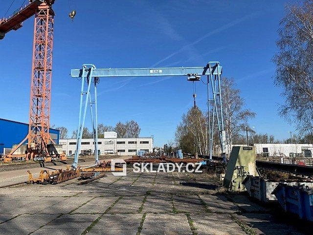 Pronájem komerčního pozemku 2200 m² – fotografie 3