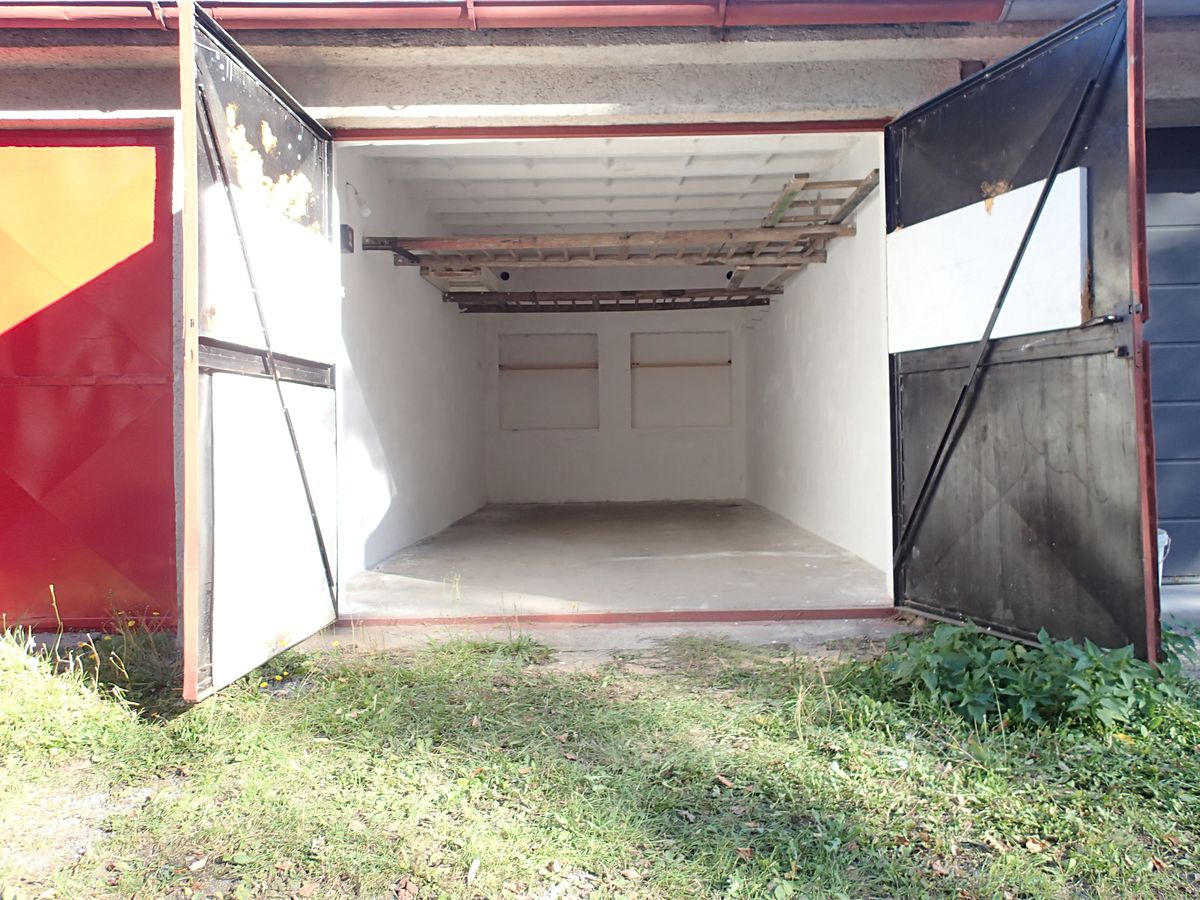 Prodej garáže 17 m² – fotografie 3