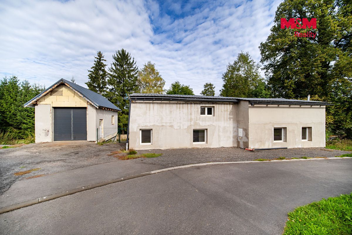 Prodej rodinného domu 100 m², pozemek 1272 m² – fotografie 3