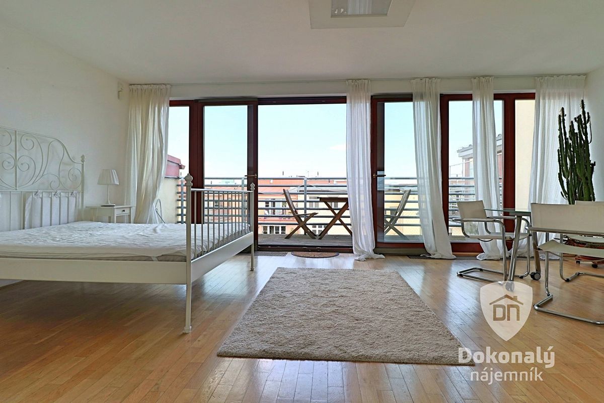 Pronájem bytu 2+kk 70 m² – fotografie 2
