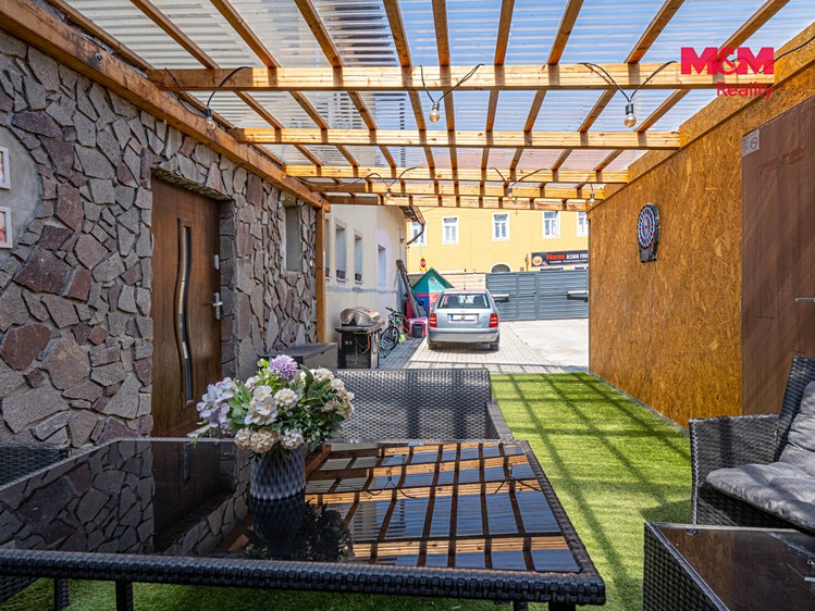 Prodej komerčního prostoru, 176 m² (10 z 15)