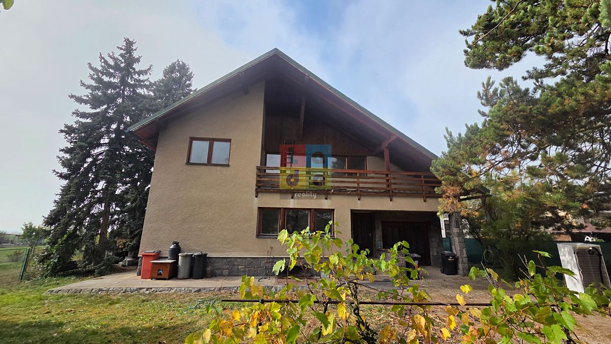 Prodej vícegeneračního domu 145 m², pozemek 1153 m²