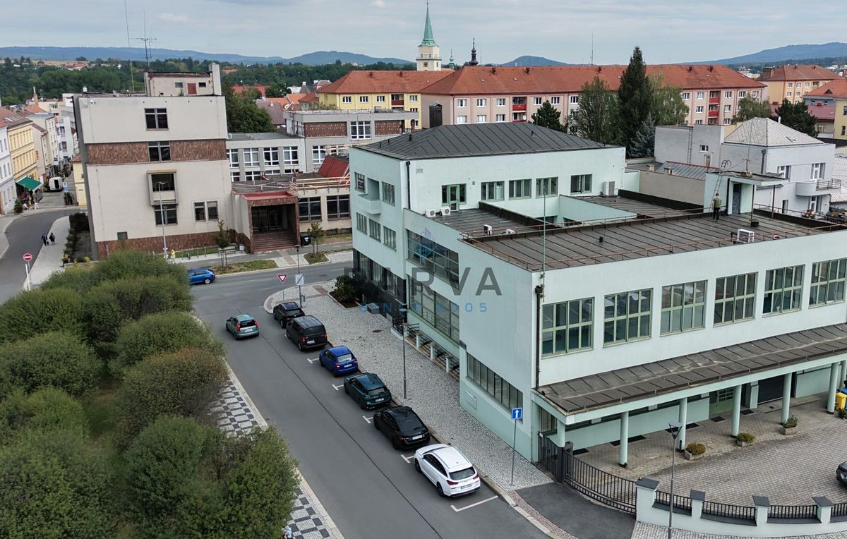 Pronájem obchodního prostoru 150 m²
