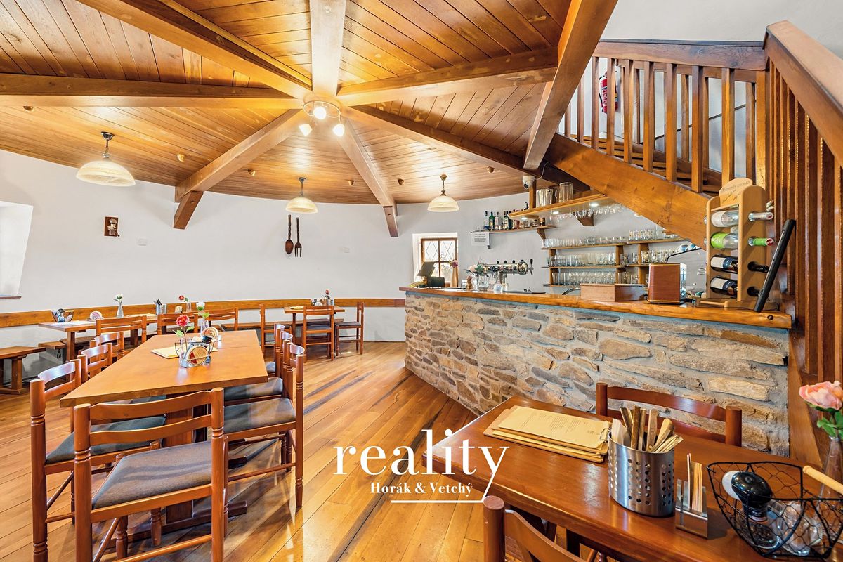 Prodej restaurace 450 m² – fotografie 2