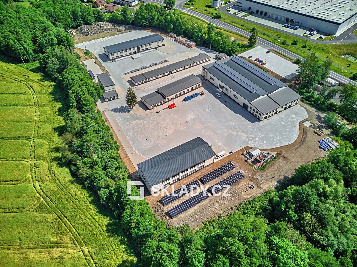 Pronájem komerčního pozemku 500 m²