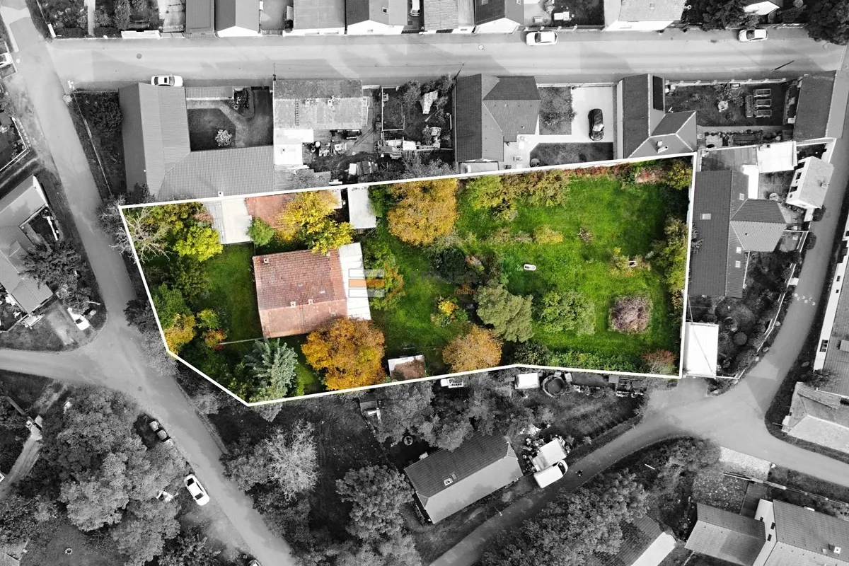 Prodej stavebního pozemku 2096 m²