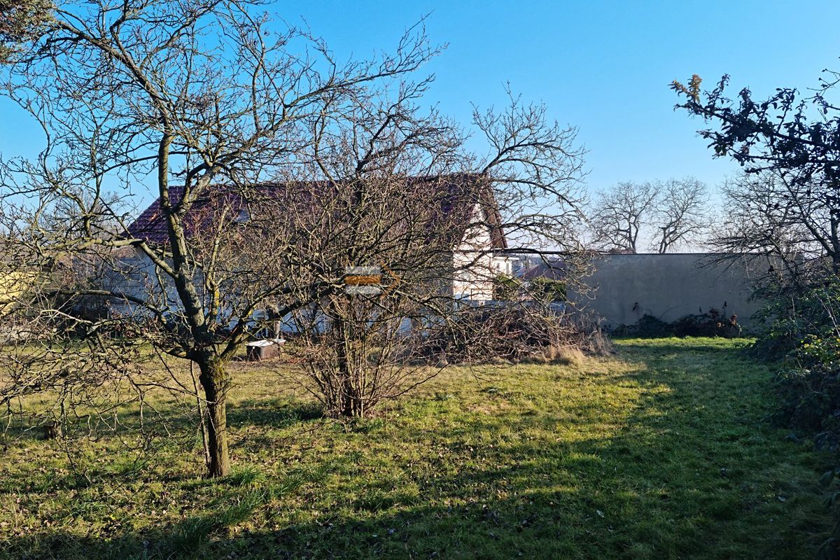 Prodej stavebního pozemku 2096 m² – fotografie 5