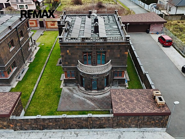 Будинок в оренду, 450 м² (1 з 26)