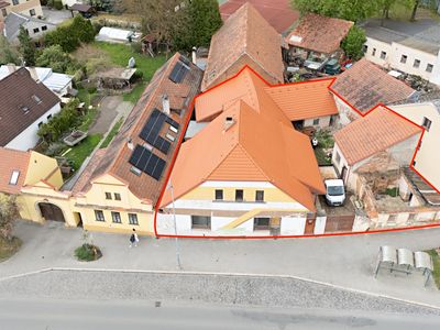 Prodej rodinného domu 764 m², pozemek 589 m²