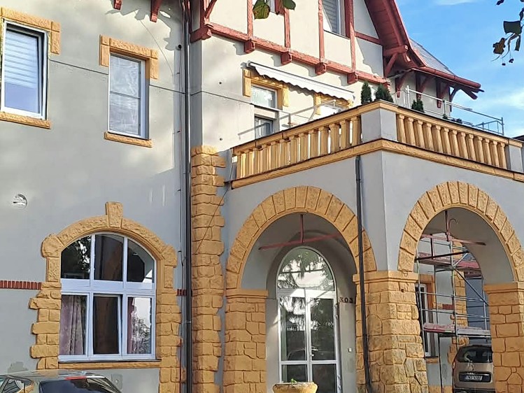 Pronájem bytu 2+1, 54 m² (1 z 15)