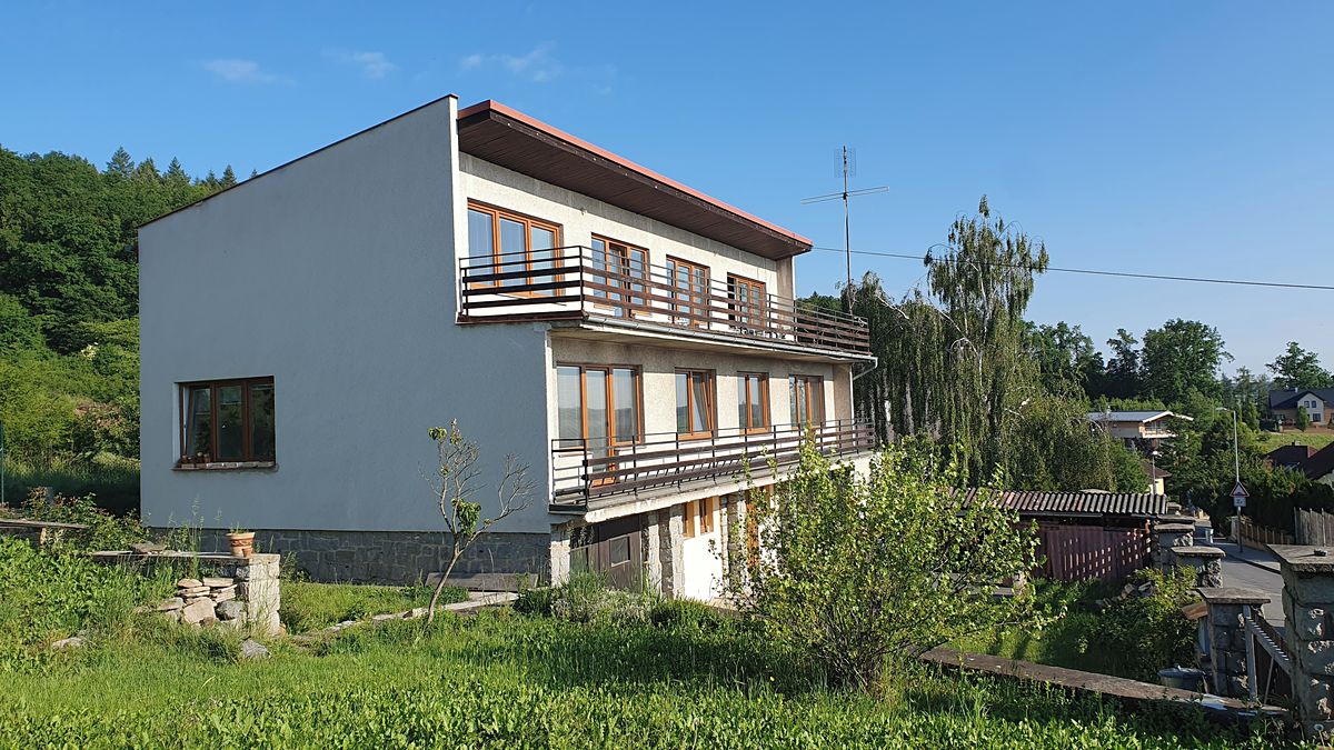 Prodej rodinného domu 300 m², pozemek 964 m² – fotografie 5
