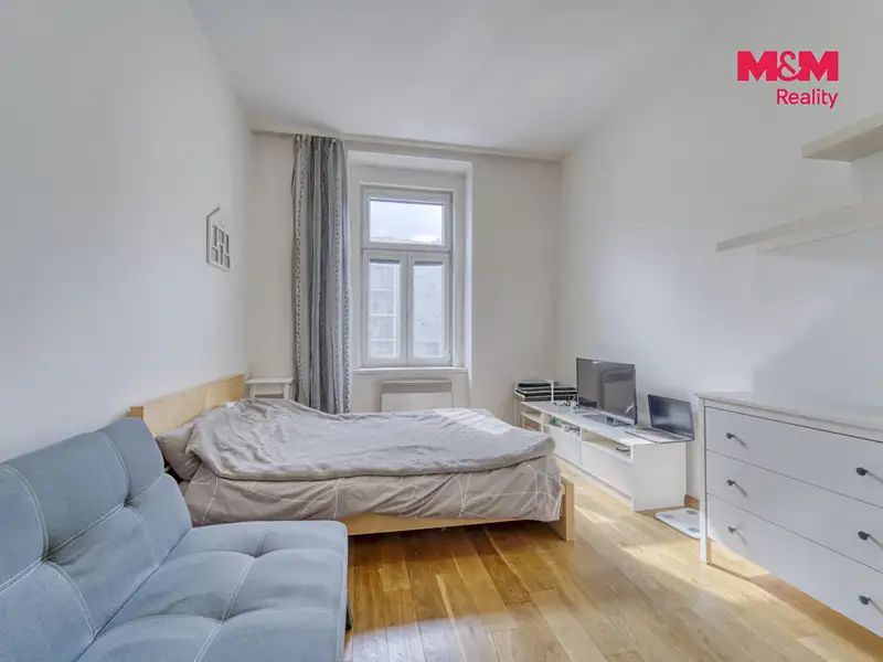 Prodej bytu 1+kk 63 m², Praha – náhled fotky 3