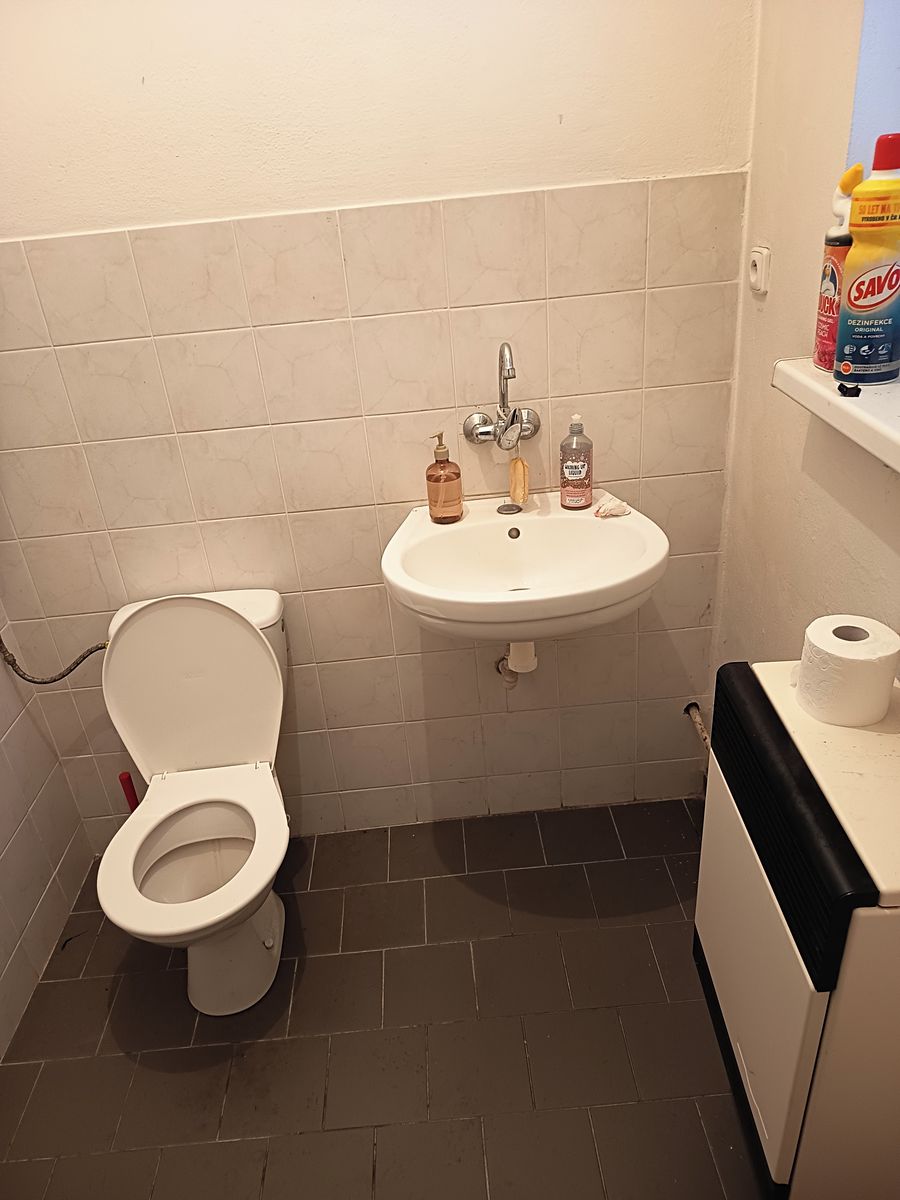 Pronájem kanceláře 21 m² – fotografie 4