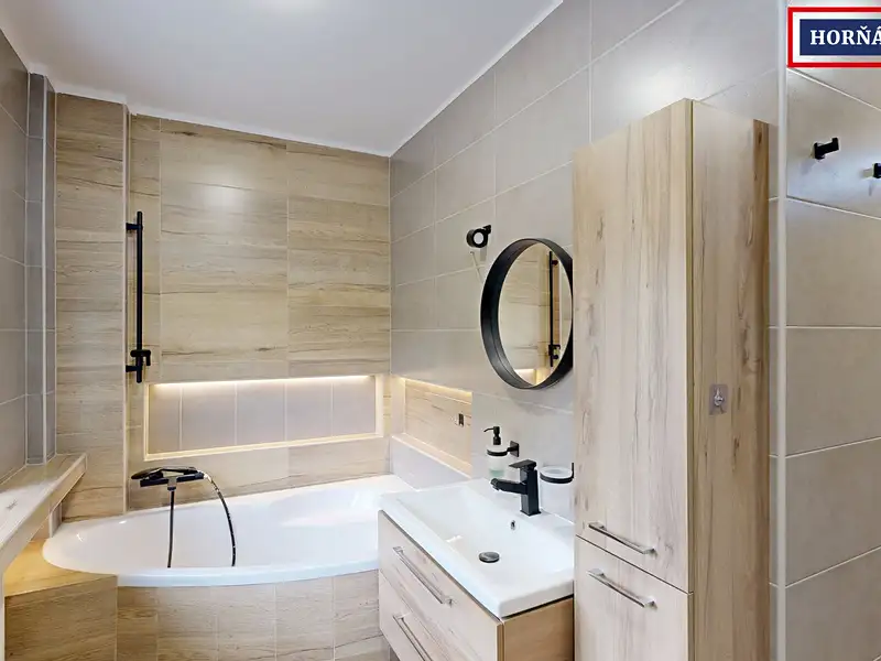Prodej rodinného domu 121 m², pozemek 143 m², Bučovice – náhled fotky 2