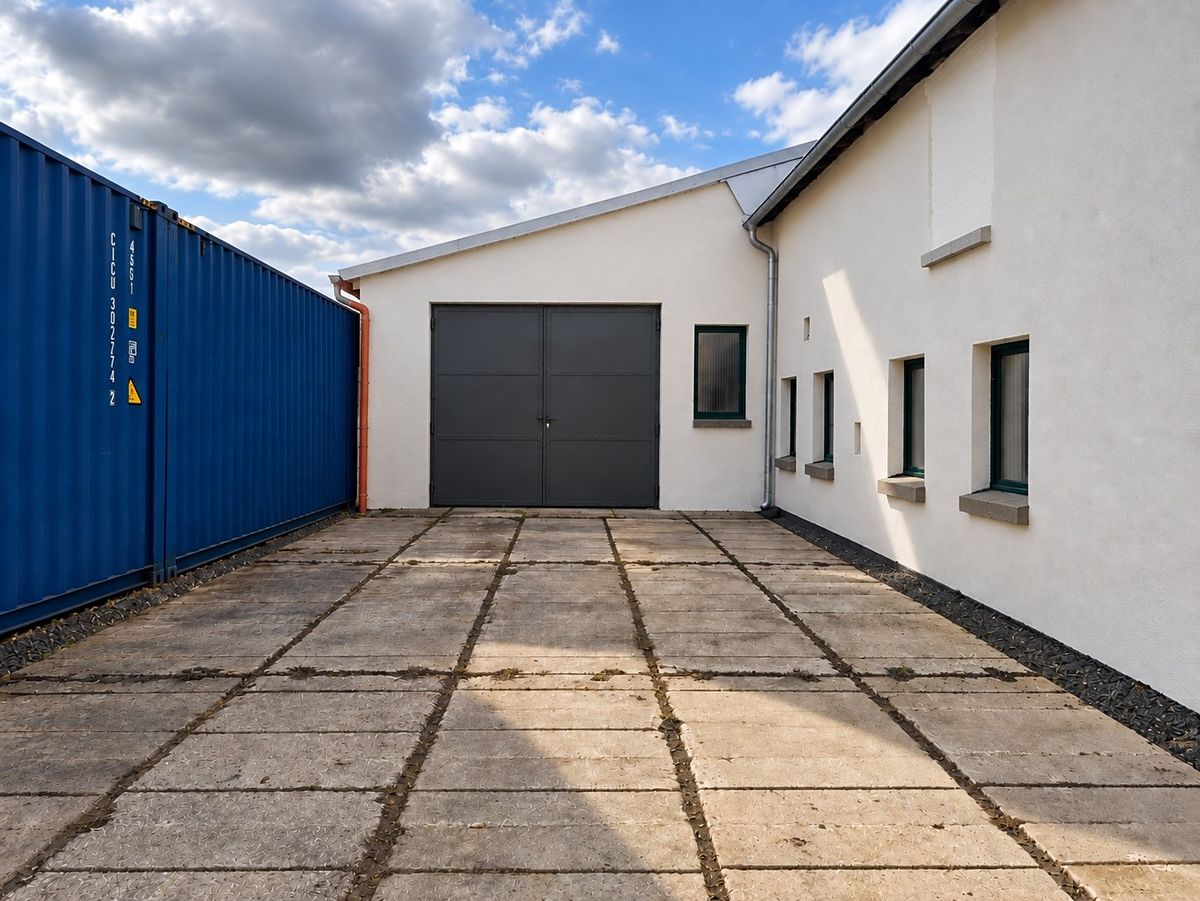 Pronájem skladového prostoru 137 m² – fotografie 3