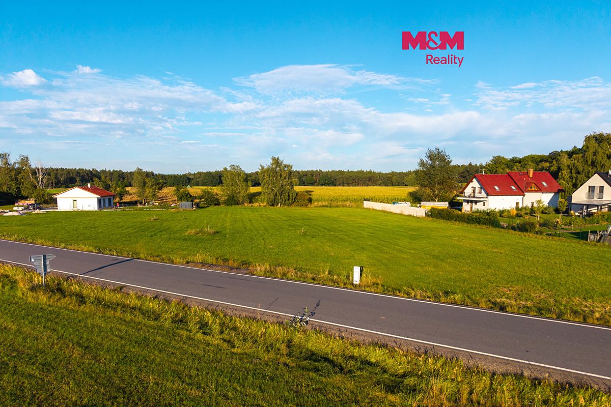Prodej stavebního pozemku 1442 m²