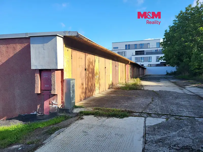 Prodej garáže 19 m², Uherské Hradiště – náhled fotky 1
