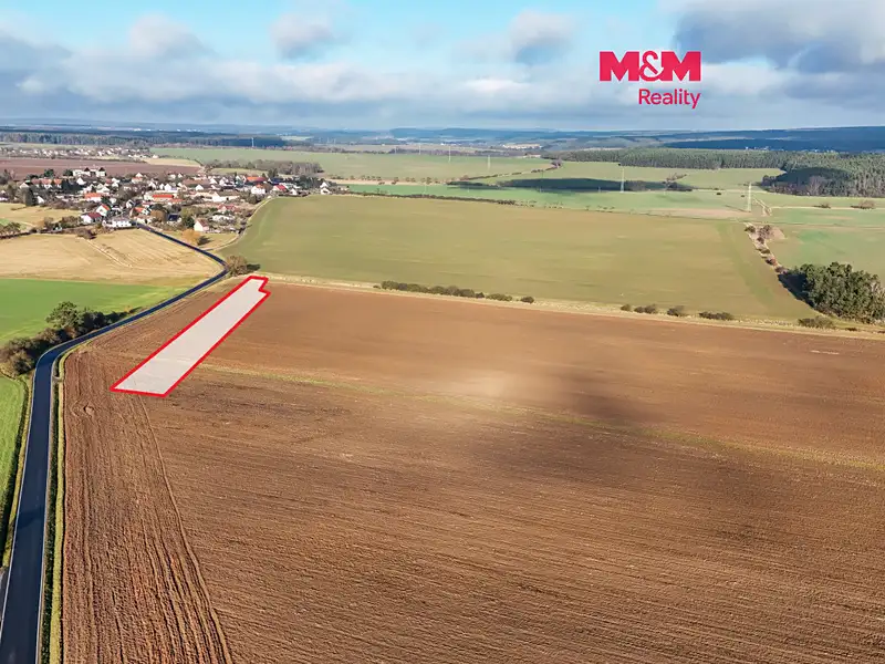 Prodej pole 6013 m², Ledce – náhled fotky 1