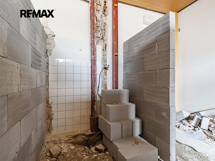 Prodej nemovitosti, 261 m² (13 z 36)