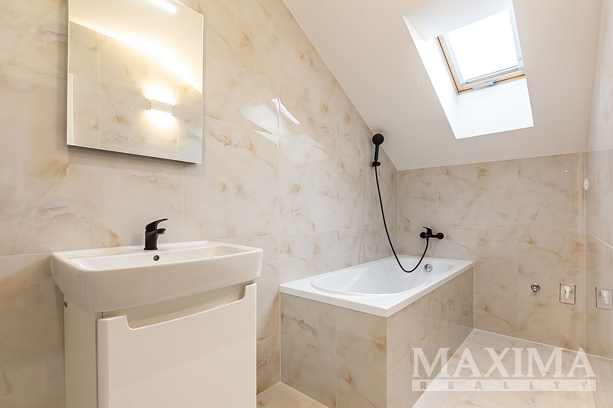 Pronájem bytu 1+kk 41 m² – fotografie 4