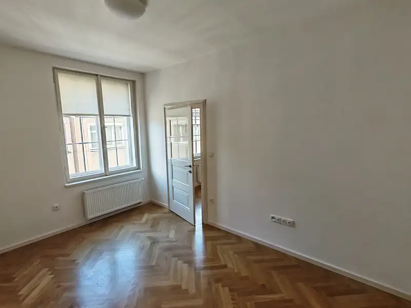 Pronájem bytu 2+1 61 m², Praha – náhled fotky 3