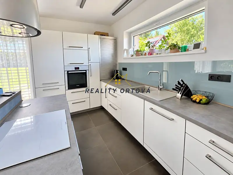 Prodej rodinného domu 120 m², pozemek 1490 m², Čistá u Horek – náhled fotky 2