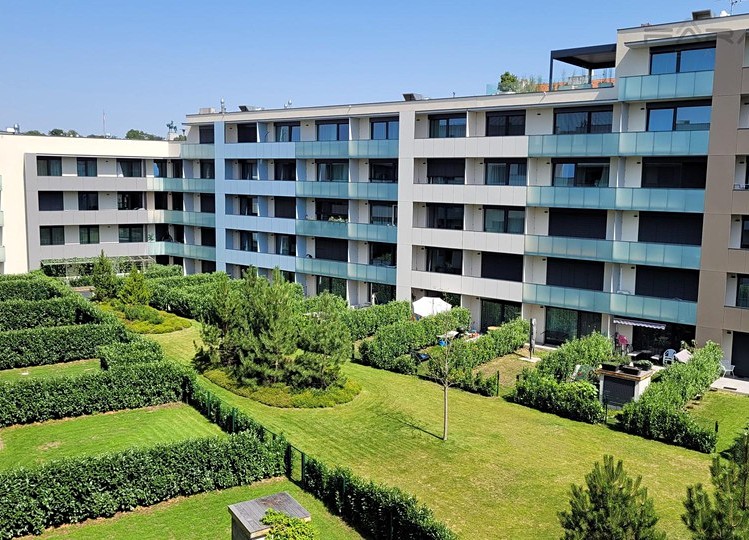 Wohnung 1+kk zum Kauf, 41 m² (1 von 16)