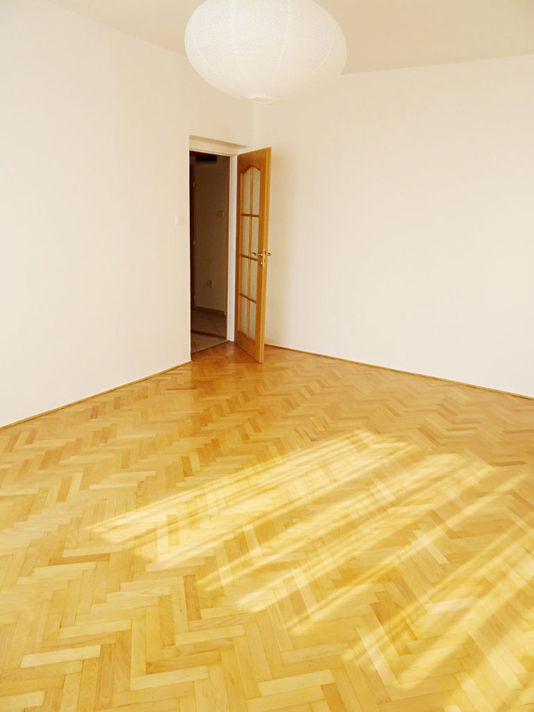 Pronájem bytu 2+1 51 m² – fotografie 4