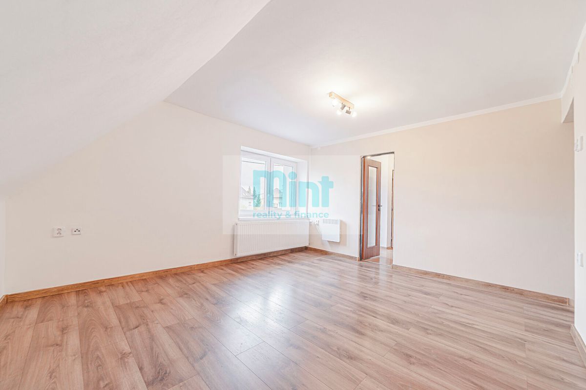 Prodej kanceláře 250 m² – fotografie 2